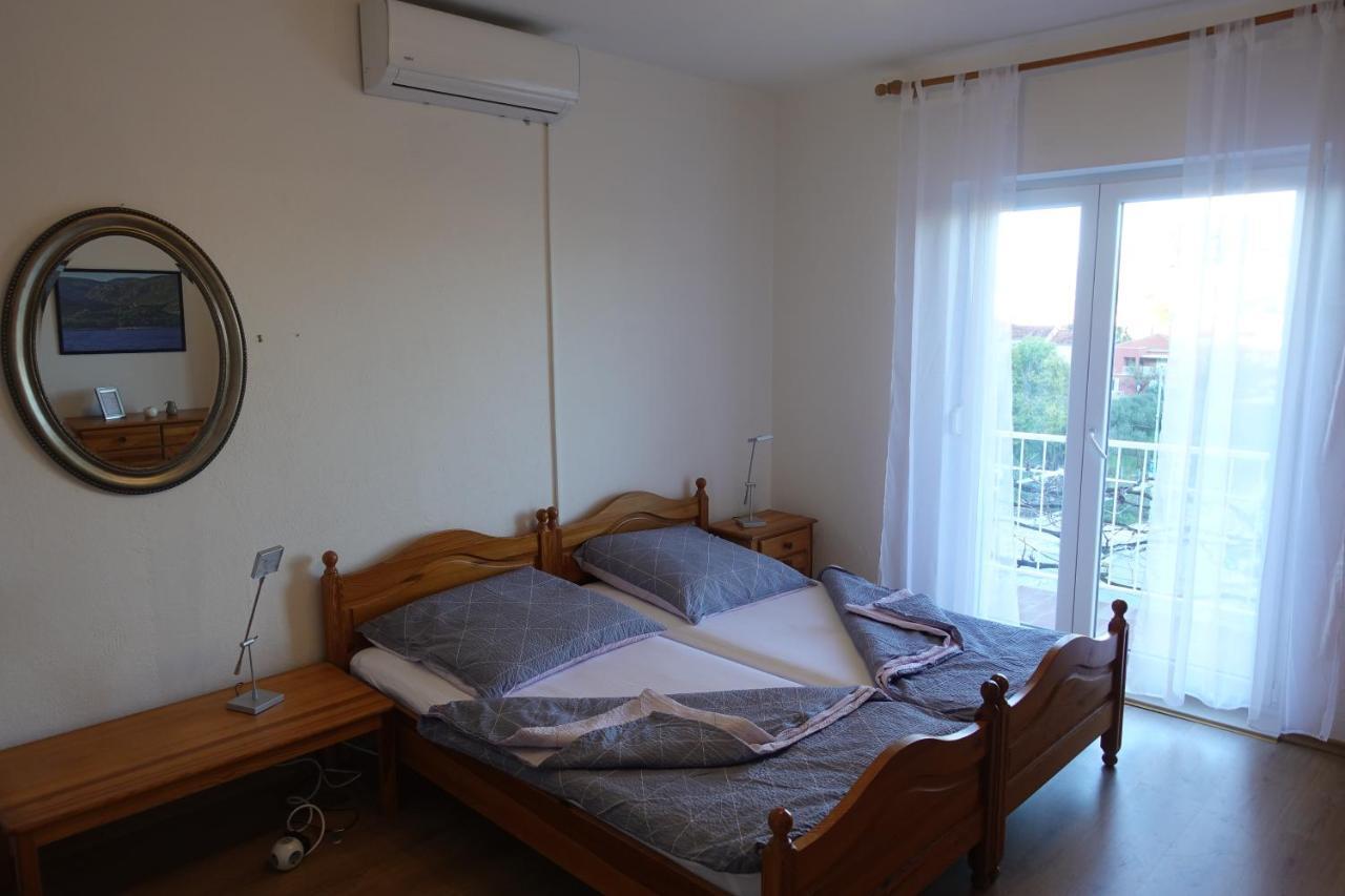 Klimatisiertes Apartment Barbara Trpanj Zewnętrze zdjęcie